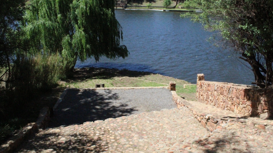 5 Bedroom Property for Sale in Parys Free State